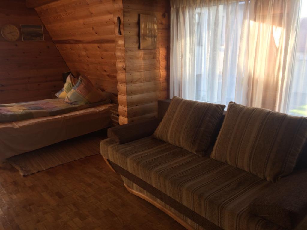 Viesu Nams Mezu 13 Otel Ventspils Dış mekan fotoğraf